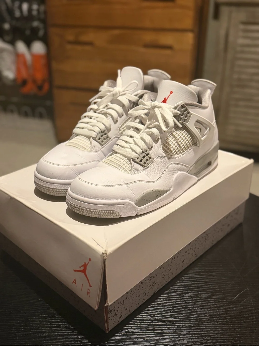 Jordan 4 Retro ‘White Oreo’